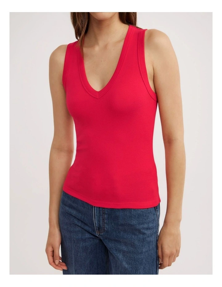 Fine Rib V-neck Tank Top in Red image 3