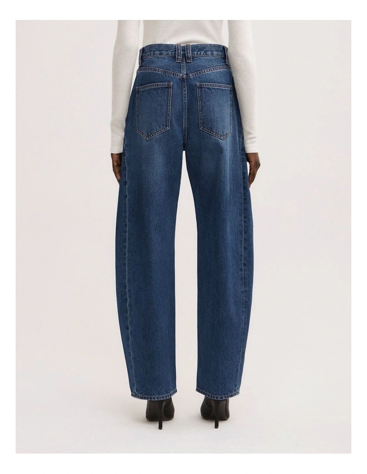 Barrel Leg Jeans in Pacific Wash image 5