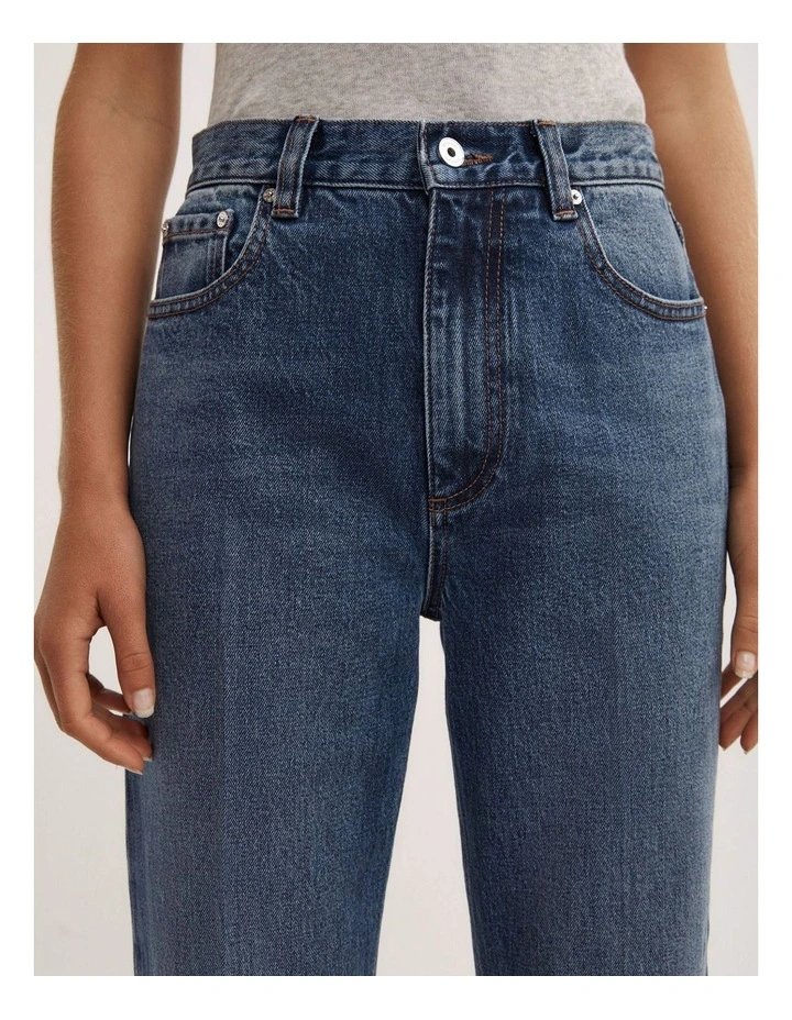 Crease Front Straight Jeans in Sorrento Blue image 4