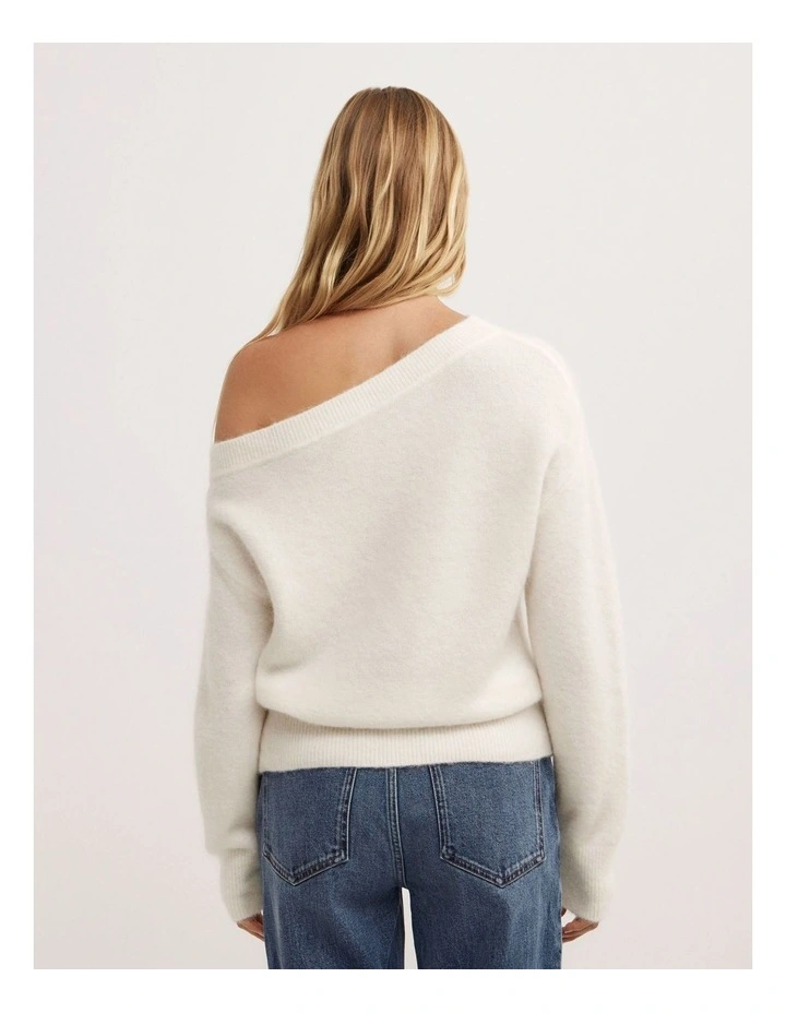Fluffy Asymmetric Knit Jumper in Vanilla image 4