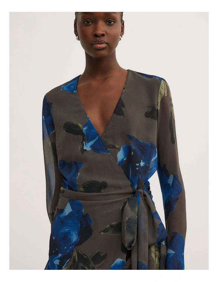 Sheer Wrap Shirt in Multicolour Floral image 3