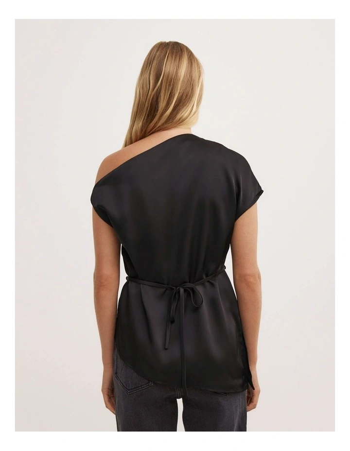 Tipped Shoulder Top in Black image 4