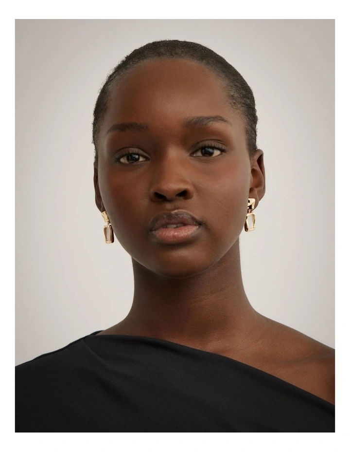 Gemma Earrings in Gold image 2