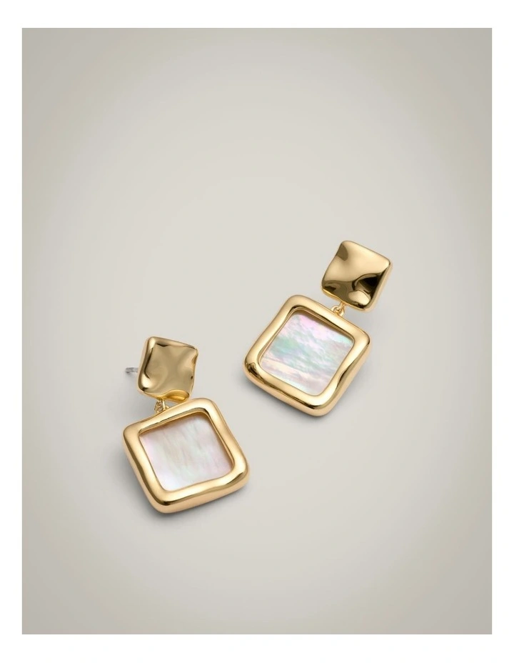 Gemma Earrings in Gold image 4