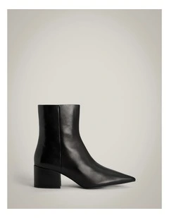 Prue Boots in Black
