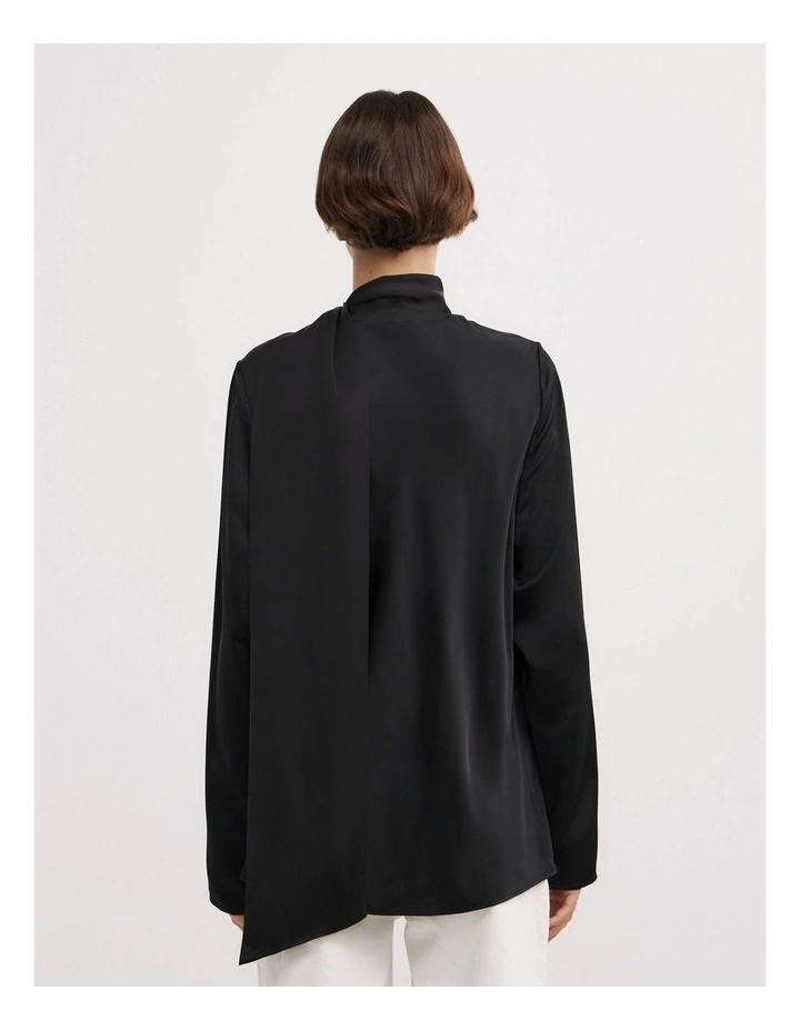 Long Sleeve V-Neck Scarf Top in Black image 6