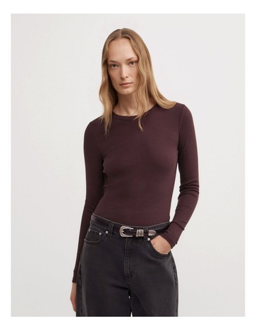 Aubergine colour