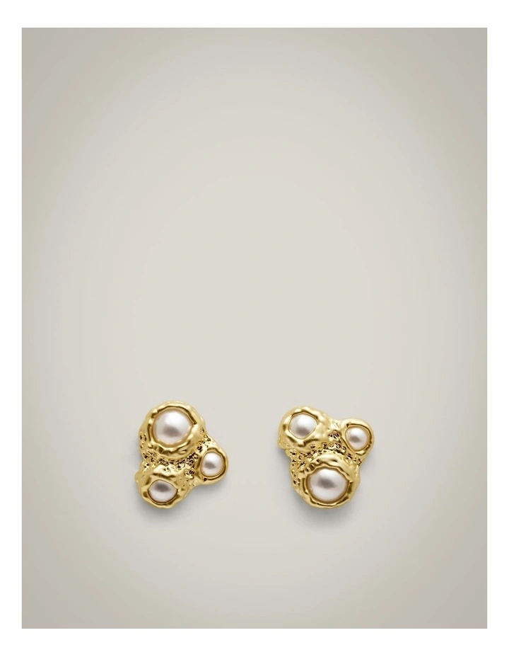 Faye Pearl Stud Earrings in Gold image 1
