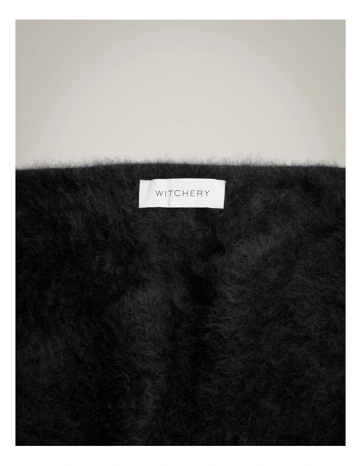 Fluffy Cashmere Scarf in Black image 3