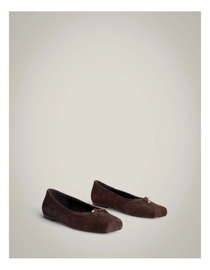 Posy Flat in Espresso image 3