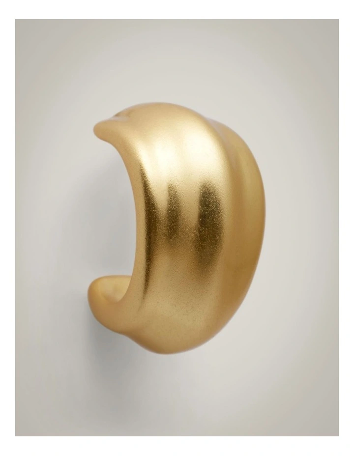 Penny Hoop Earrings in Satin Gold image 3
