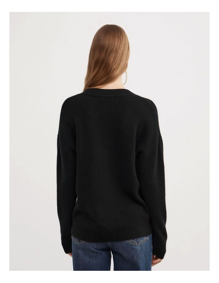 Cashmere V-neck Knit Jumper in Black image 4