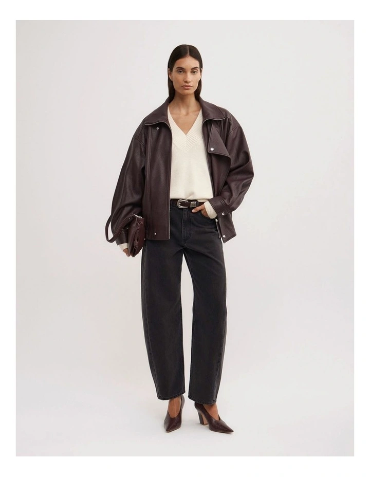 V-neck Knit Jumper in Vanilla image 3