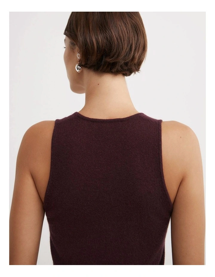 Cashmere Scoop Tank Top in Aubergine image 5