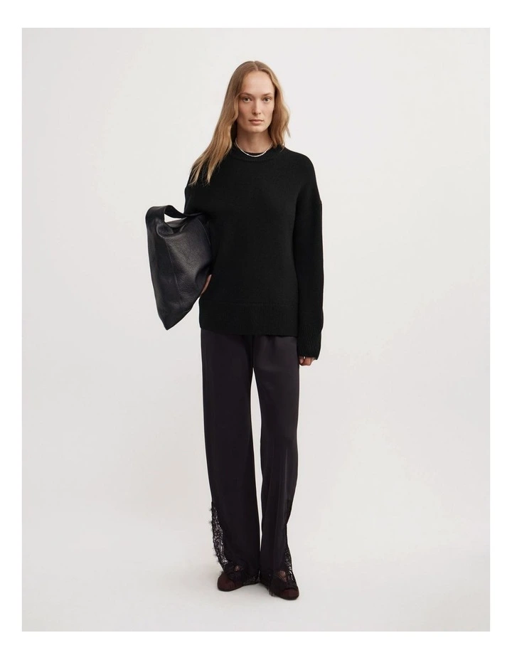 Relaxed Crew Neck Knit Jumpers in Black image 4
