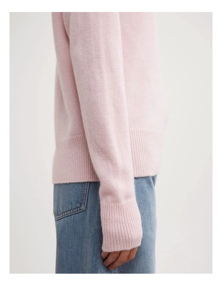 Cashmere Slouch Knit Jumper in Primrose image 5