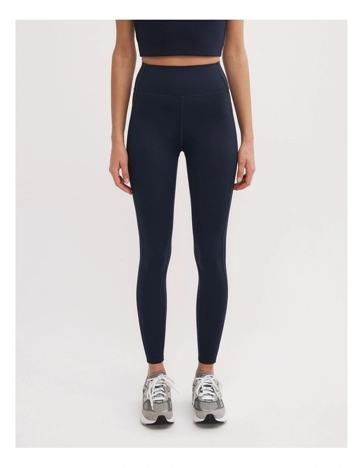Leggings in Navy image 5