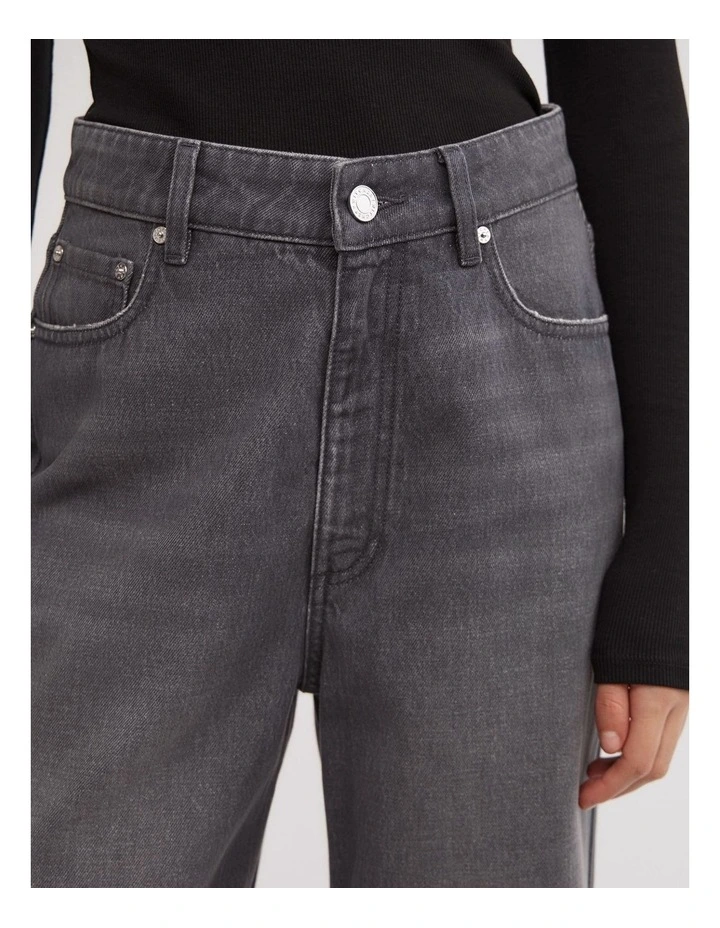 Wide Leg Jeans in Faded Grey image 4