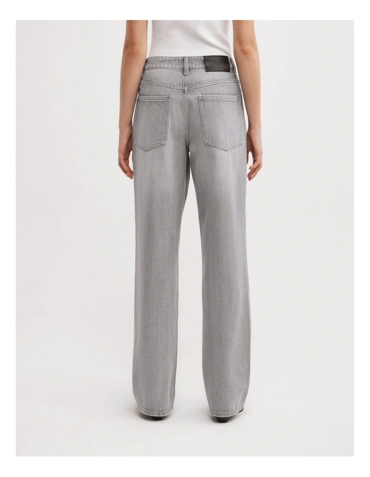 Mid Rise Straight Jeans in Washed Grey image 6