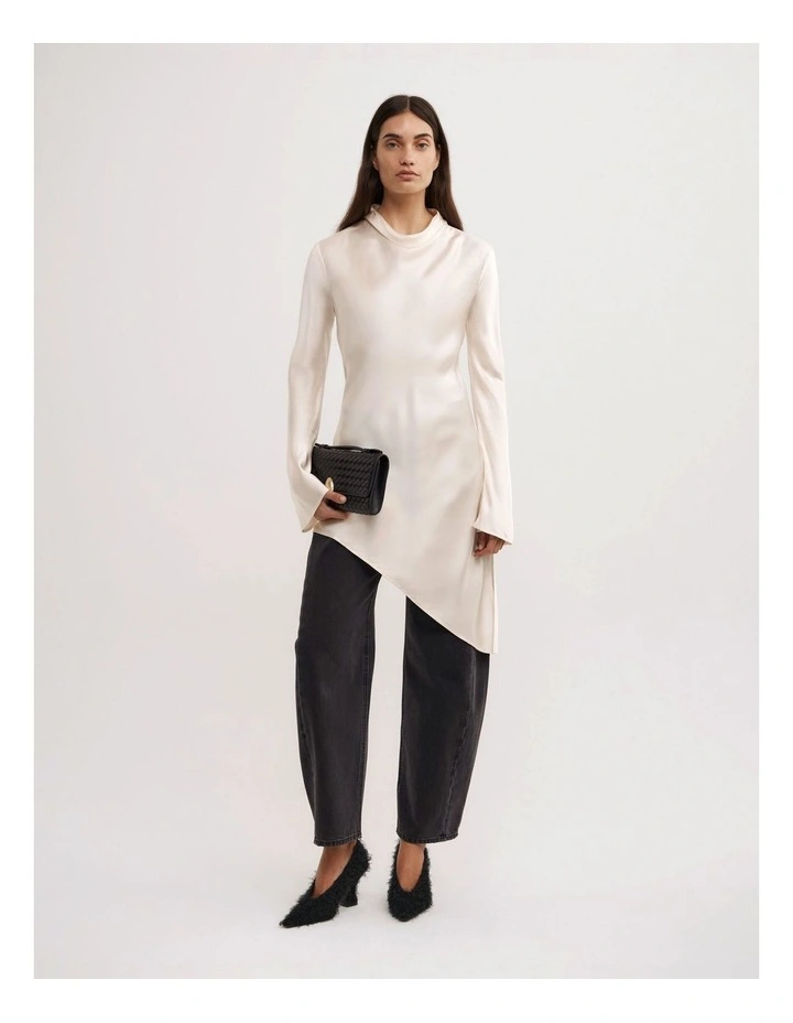 Long Sleeve Asymmetric Tunic Top in Vanilla image 2