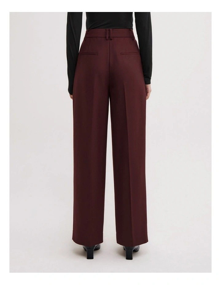 Soft Pleat Trousers in Wine image 5