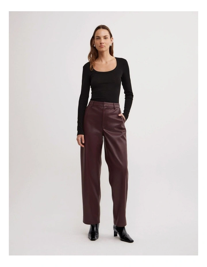 Pu Barrel Trousers in Wine image 3