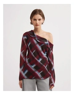 Asymmetric Shoulder Top in Fade Check