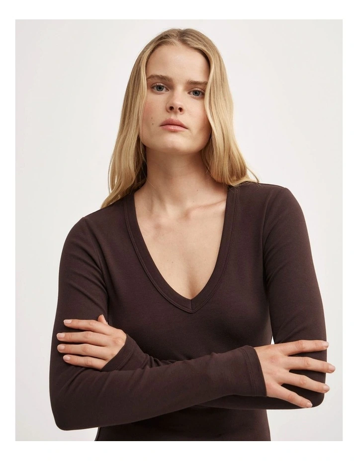 V-neck Long Sleeve Top in Espresso image 3