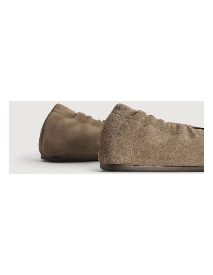 Ava Loafer in Truffle image 5