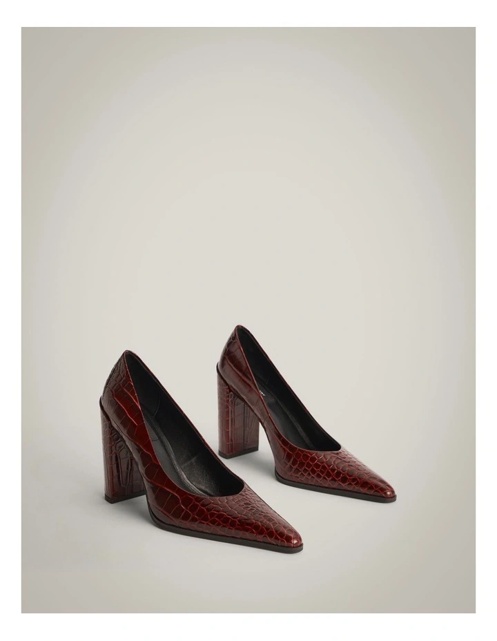 Lily Heels in Wine image 3