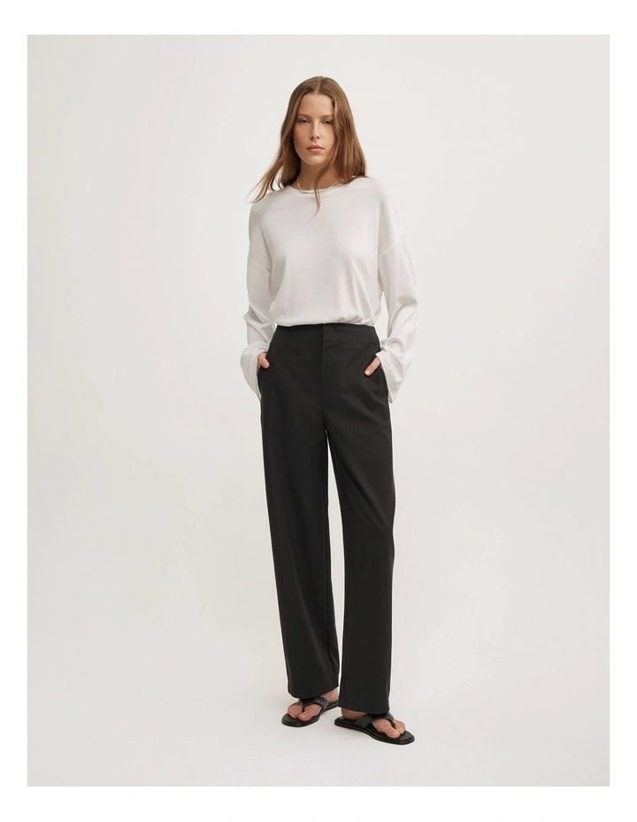 Barrel Leg Pant in Black image 1