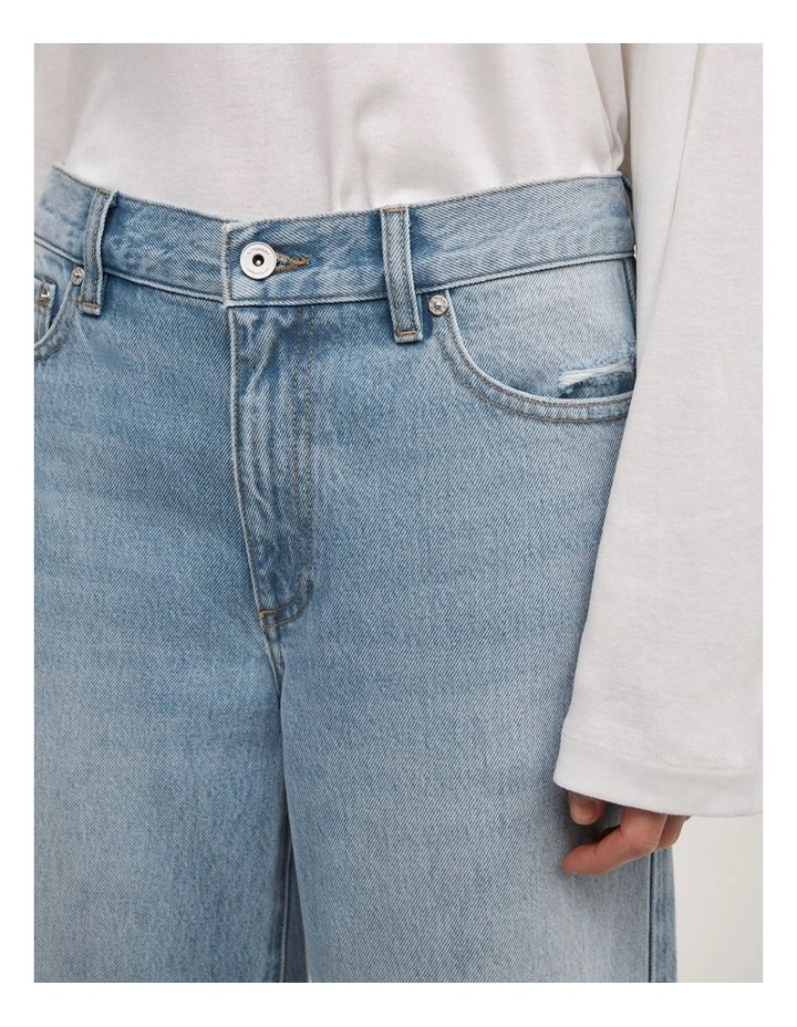 Mid Rise Wide Leg Jean in Soft Blue image 4