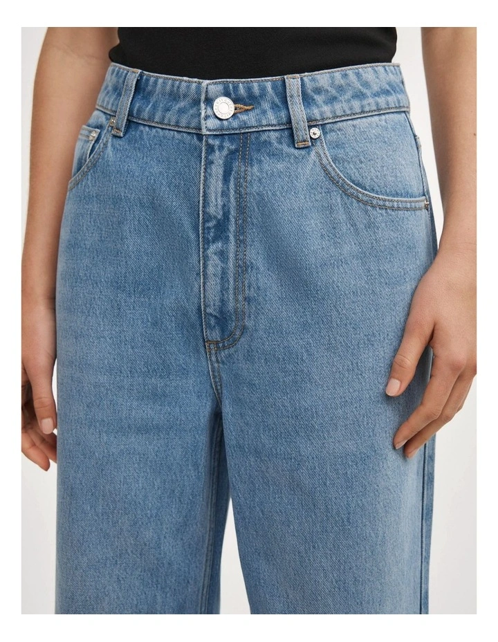 Wide Leg Crop Jeans in Vintage Sky Wash image 3