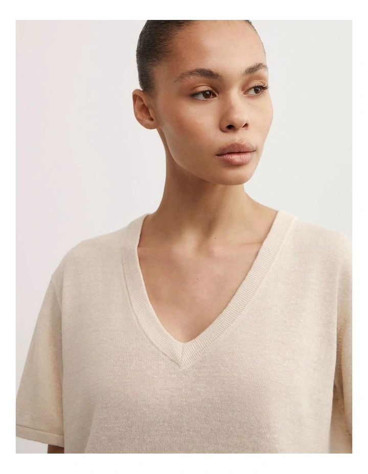 Linen V-neck Knit T-shirt in Sand image 3