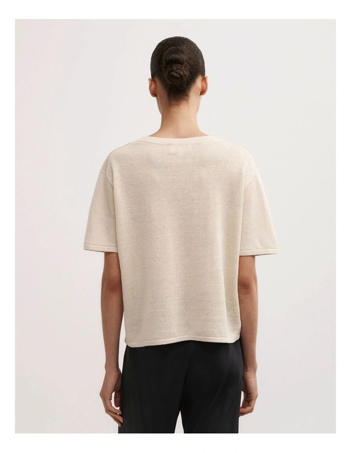 Linen V-neck Knit T-shirt in Sand image 5