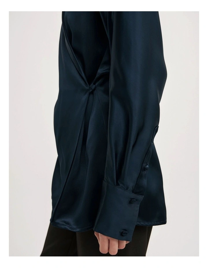 Wrap Fluid Shirt in Navy image 4