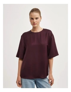 Satin T-shirt in Plum