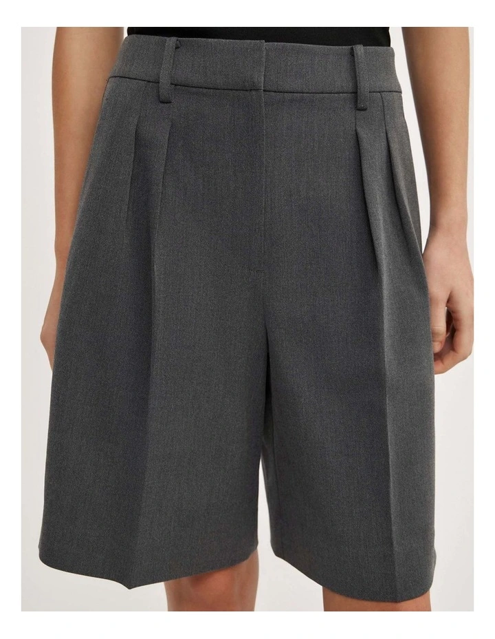 Bermuda Short in Charcoal image 4