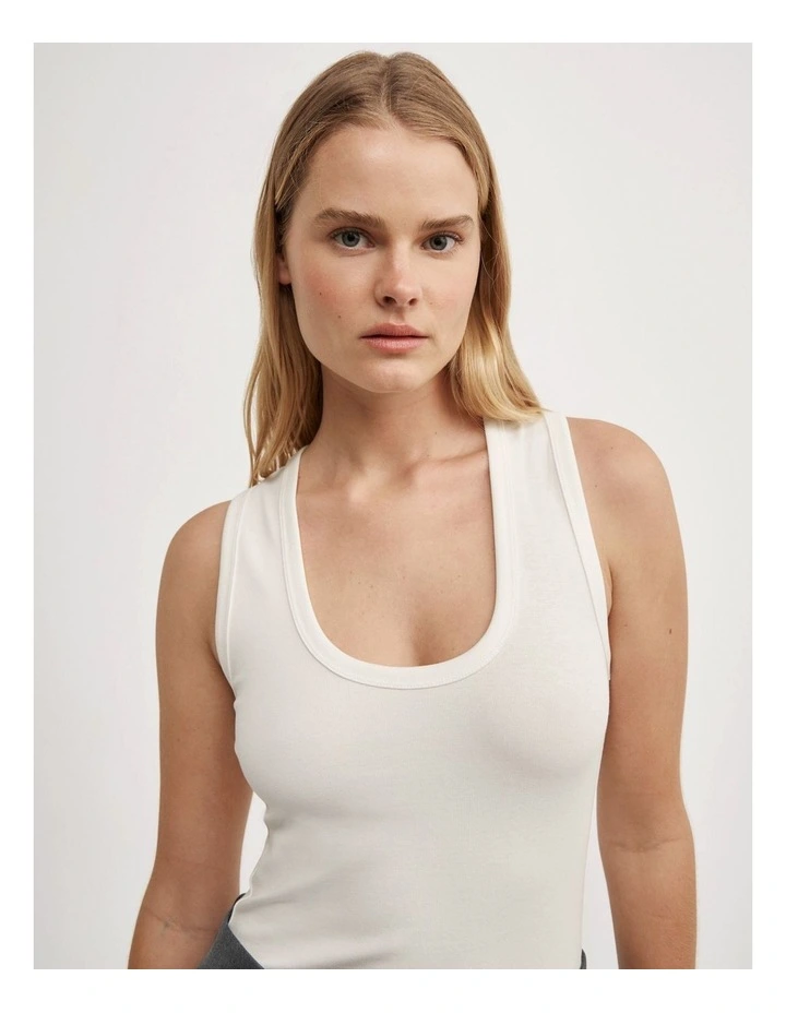 U-neck Tank Top in Fresh White image 4