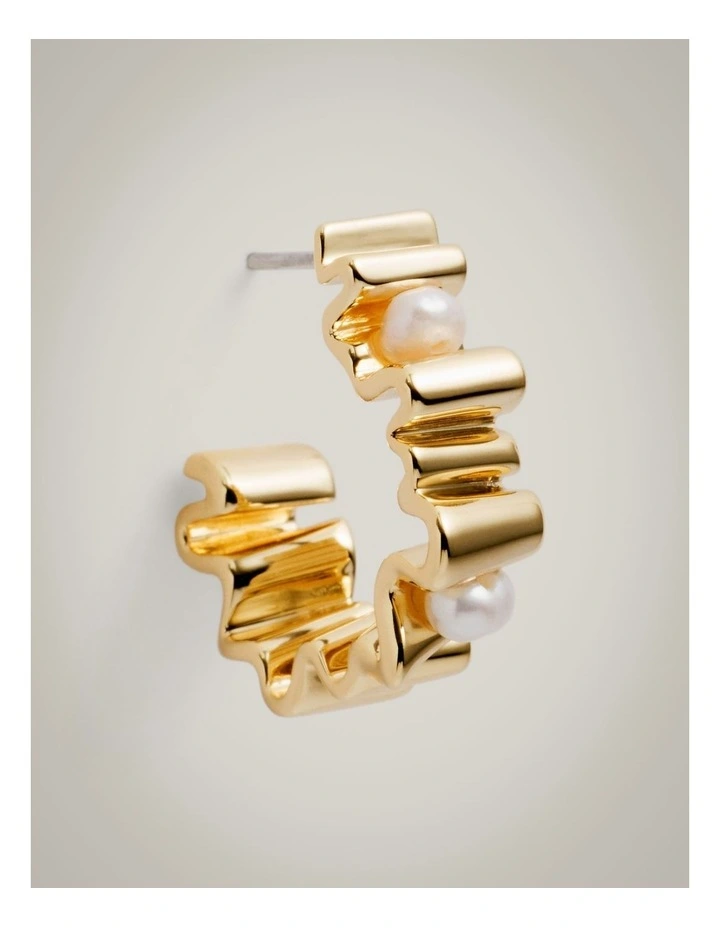 Rachel Hoop Earrings in Gold image 2