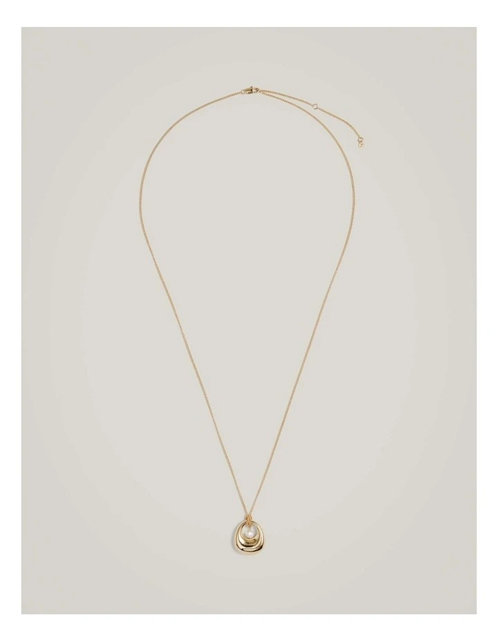 Tate Necklace in Gold image 1