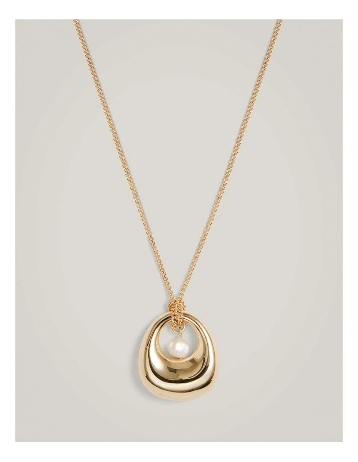 Tate Necklace in Gold image 3