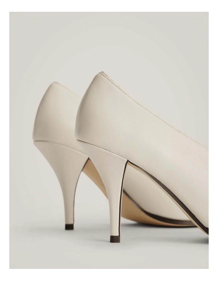 Sora Heels in Chalk image 5