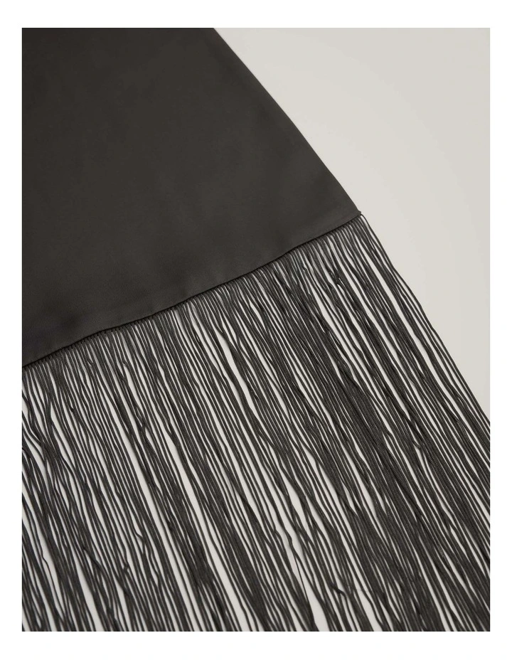 Lee Fringe Scarf in Black image 3