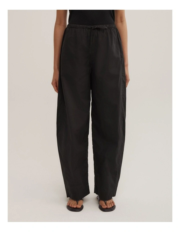 Pull On Barrel Pant in Black image 2