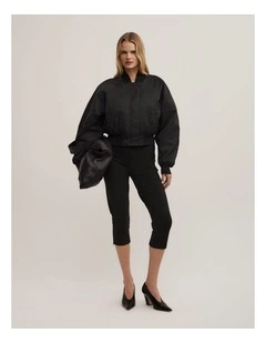 Capri Pant in Black
