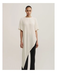 Asymmetric Longline T-shirt in Chalk