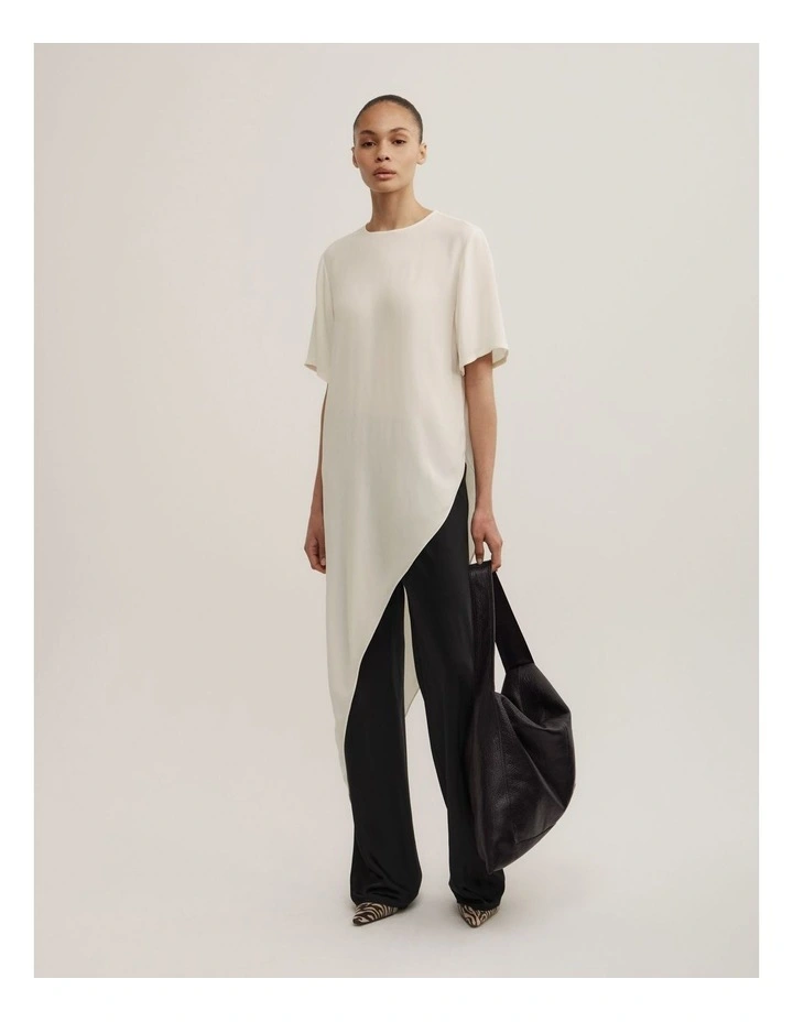 Asymmetric Longline T-shirt in Chalk image 3