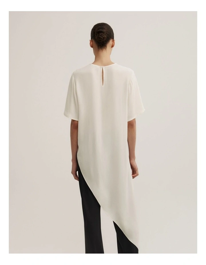 Asymmetric Longline T-shirt in Chalk image 5