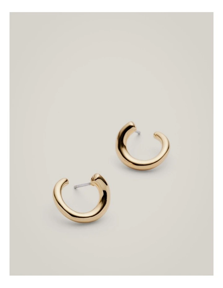 Lena Hoop Earrings in Gold image 4